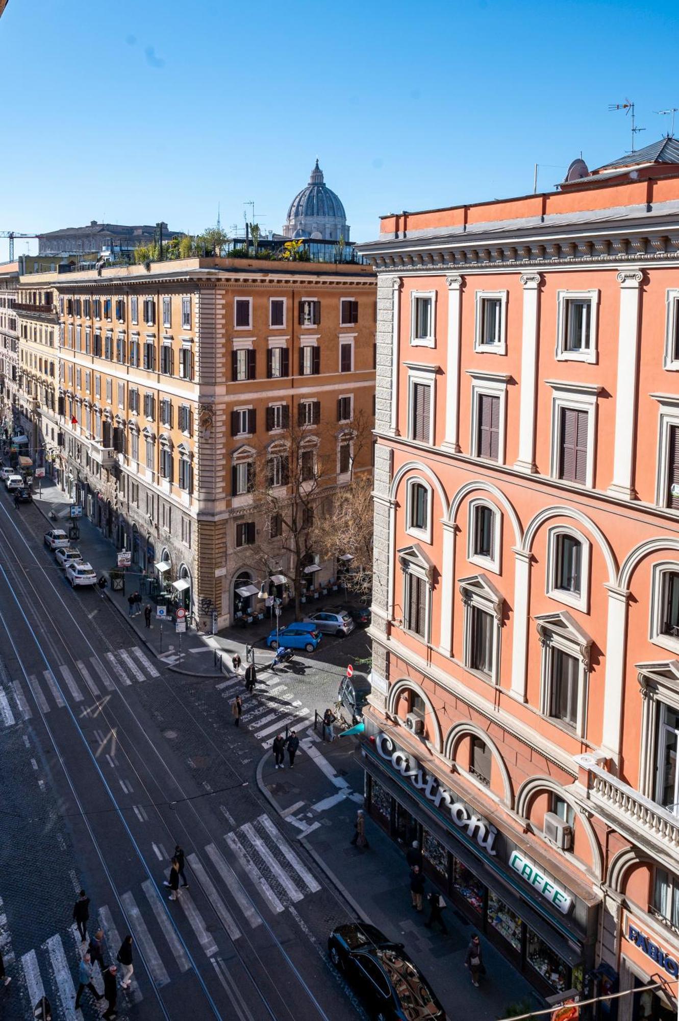 Domus Otto Apartment Rome Exterior photo